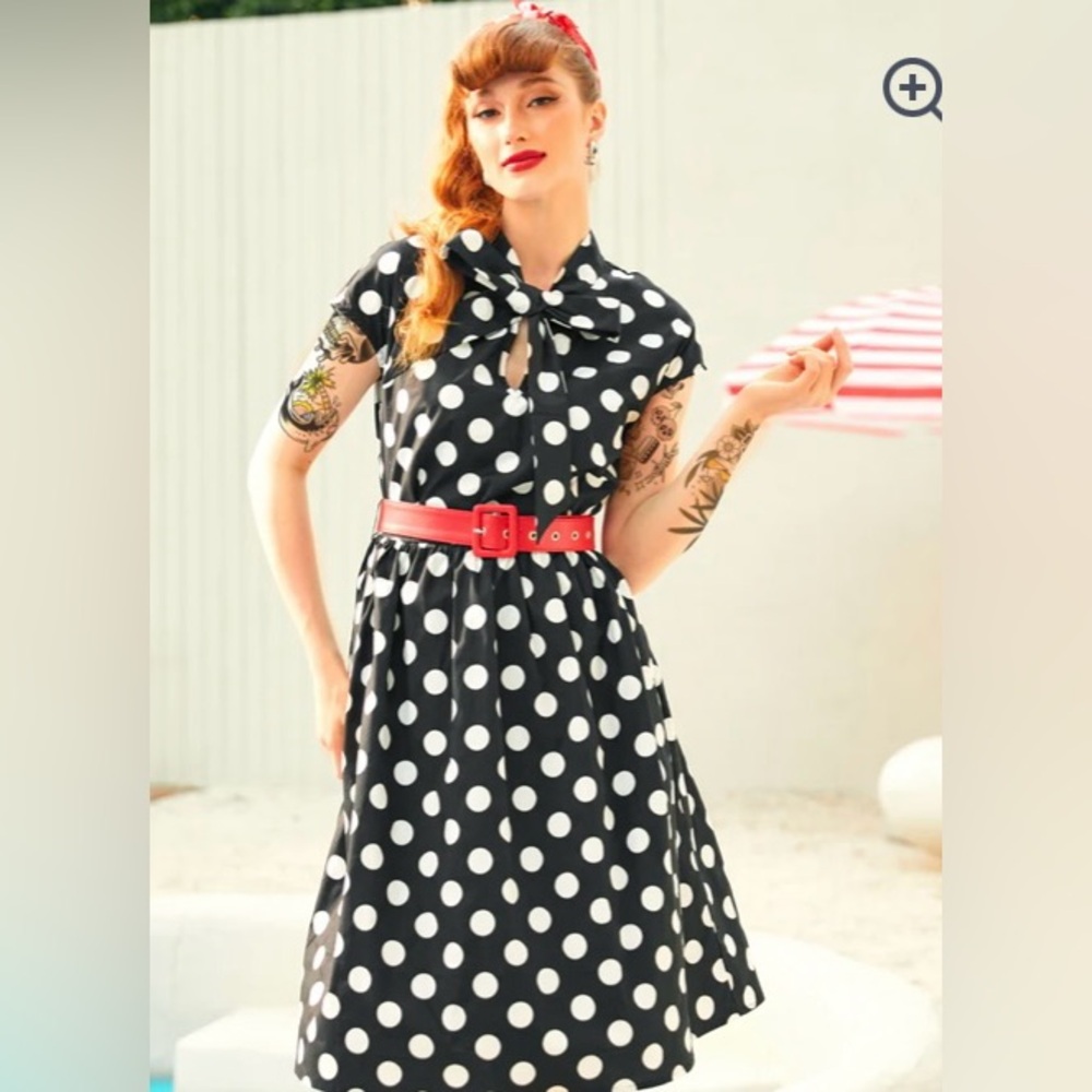 NWT Modcloth Polka Dot A Cult Classic Cap Sleeve Belted Dress in Medium
